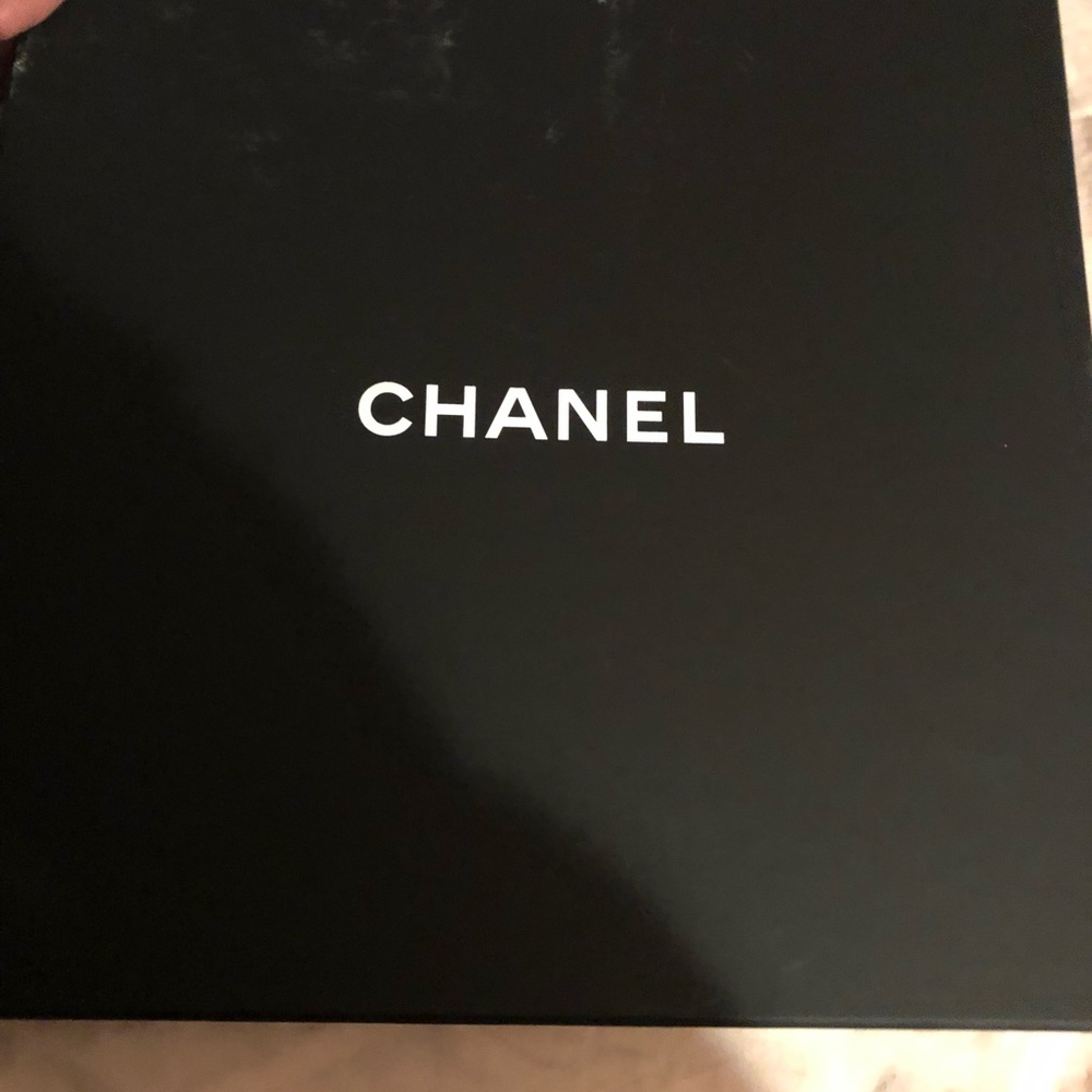 100% authentic Chanel scarf..Brand New